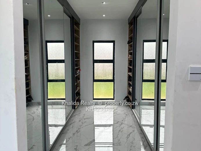 Mount Pleasant Heights - 5-Bed Luxury House For Sale