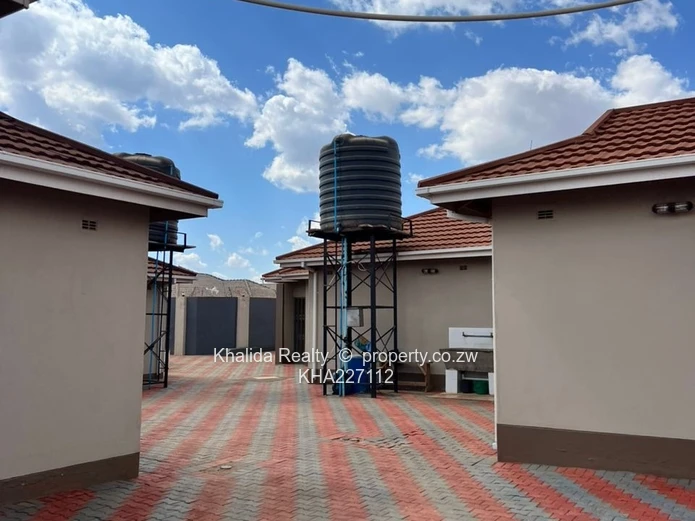 Falcon 4 bedroomed apartment to Rent 