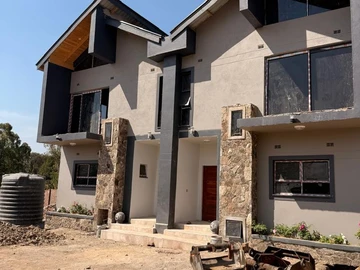 3 Bedroom Flat & Apartment