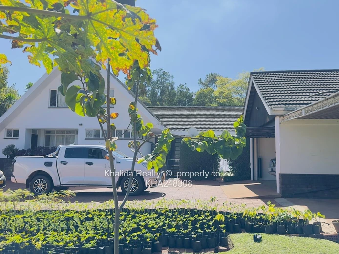 AVONDALE Executive Family Home | US$570k (Sole Mandate)