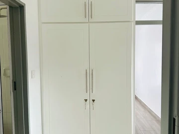 4 Bedroom Flat & Apartment