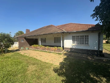 Old Marlborough house for Sale
