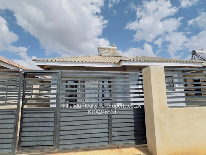 Reinham House to Rent For 1 June 2026