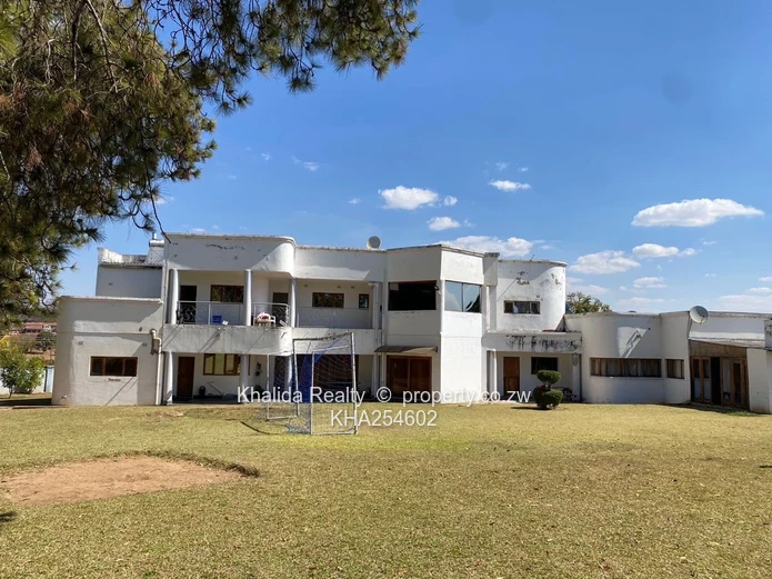 Borrowdale Brooke – Double-Storey House For Sale (Sole Mandate)