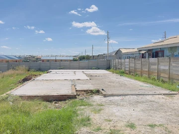 Stands & Residential Land