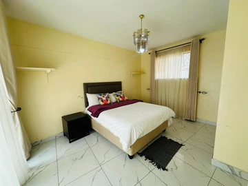 2 Bedroom Flat & Apartment