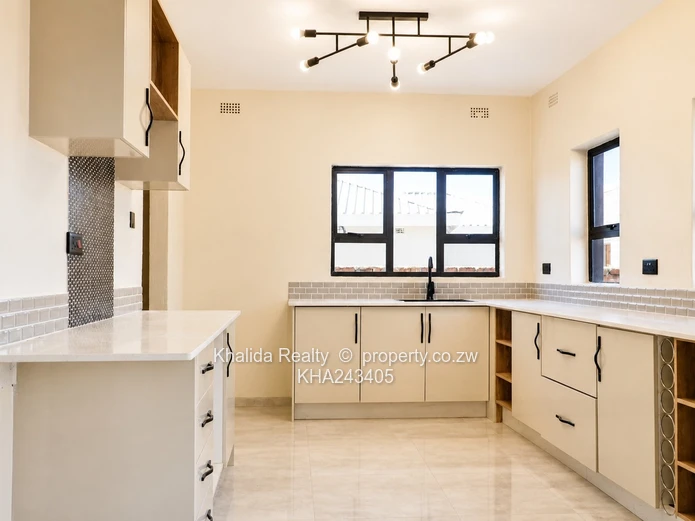 Newly Built Arlington Estate Property For Sale On 550sqm (Sole Mandate)