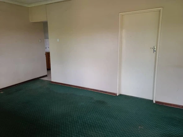 3 Bedroom Flat & Apartment