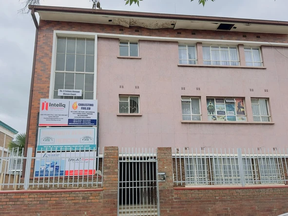 Flat & Apartment