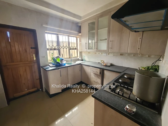 Chitungwiza Unit K house for rent 