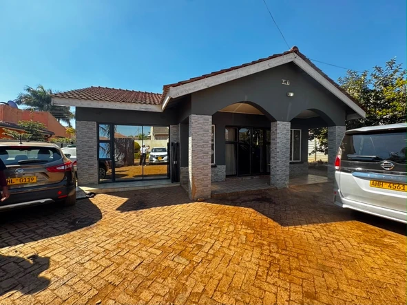 5 Bedroom House