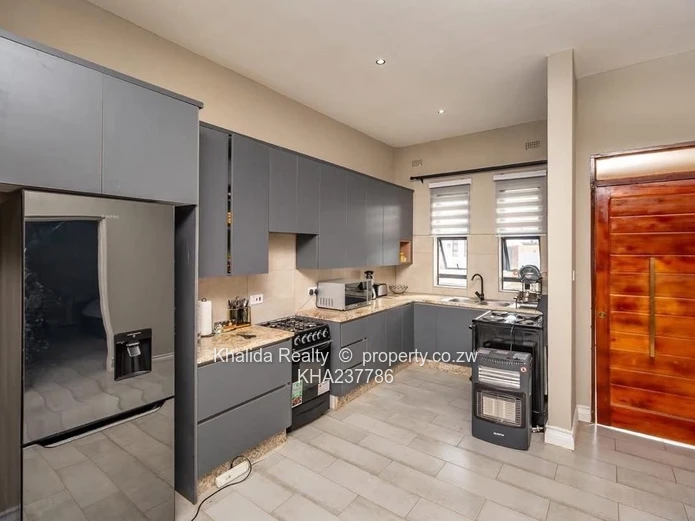 Greendale Peakwood Village Modern House  For Sale 