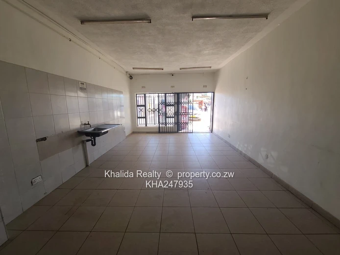 Epworth shop/ butchery for rent 