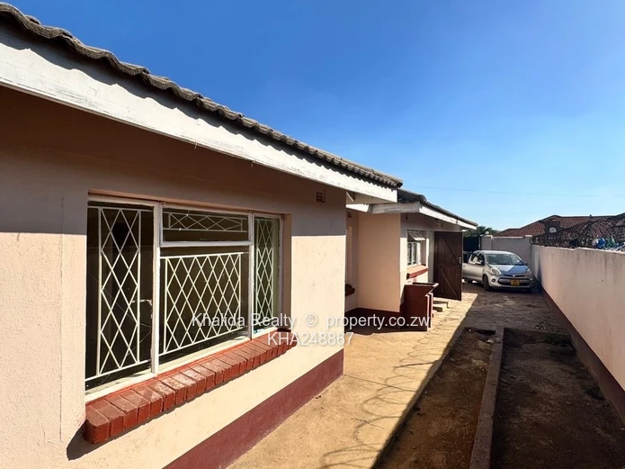 Mainway Meadows House to let