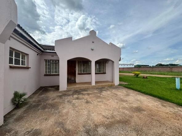 3 Bedroom Garden Flat
