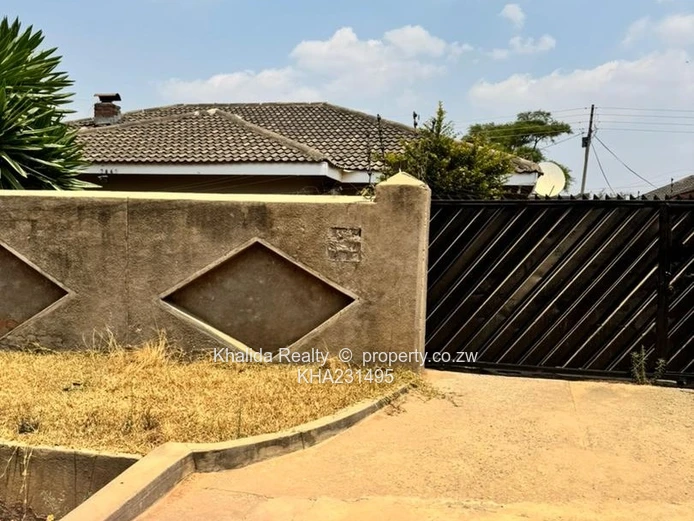 Zimre park house for rent