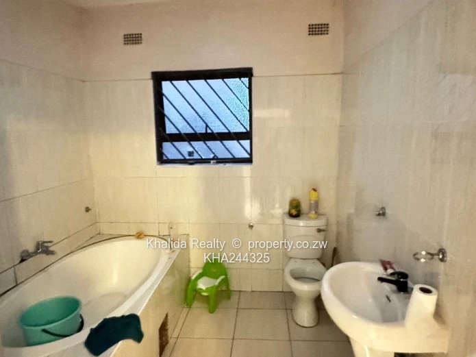 Madokero house for rent 