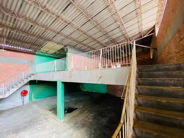 Warehouse & Factory