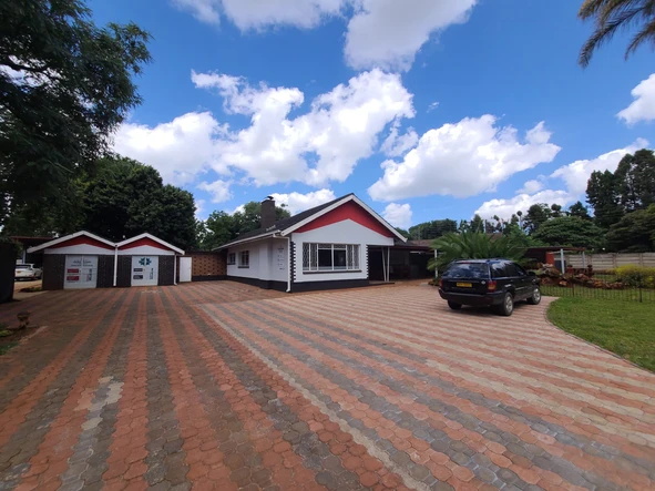 House for Sale in Greendale
