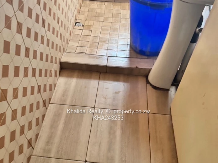 Dzivarasekwa extension house for rent