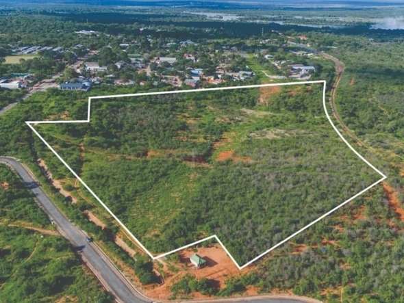 "Prime Commercial Opportunity in Victoria Falls!