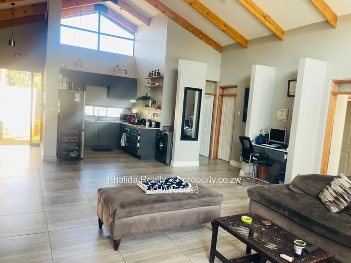 Greendale apartment for Sale (Sole Mandate)
