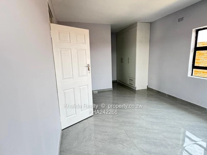 Ziko 3 beds house go let