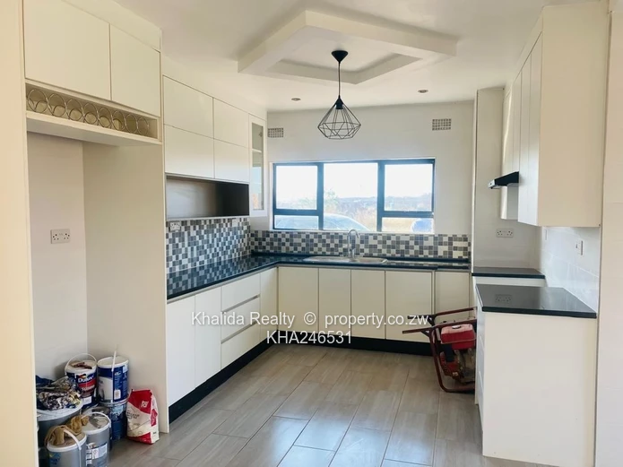 Reinham House to Rent For 1 June 2026