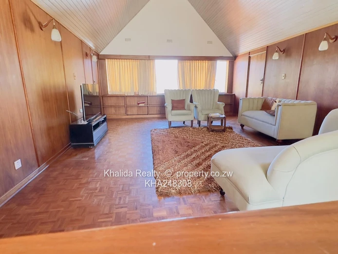 AVONDALE Executive Family Home | US$570k (Sole Mandate)