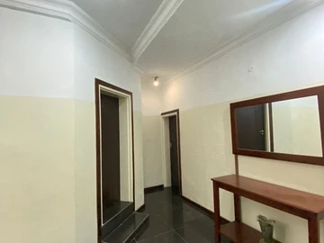 9 Bedroom House