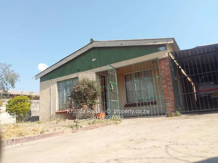 Chitungwiza Unit G house for sale 