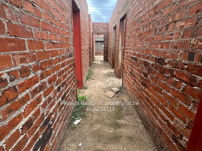 Madokero Unfinished House – $65,000