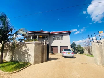 Westlea Immaculate House For Sale 