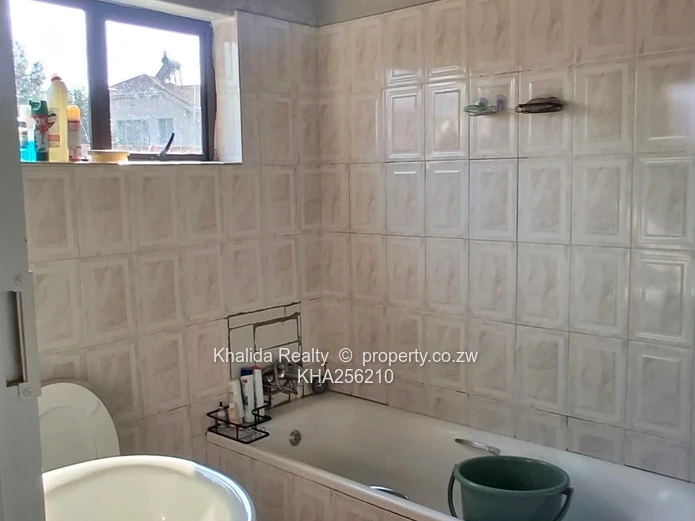 GOODHOPE WESTGATE LAND with a 2-BEDROOM COTTAGE FOR SALE