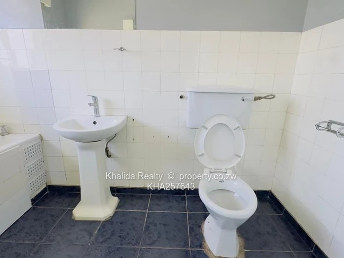 Avondale 2 Bed Flat For Sale| Along Ceres Road (Sole Mandate)