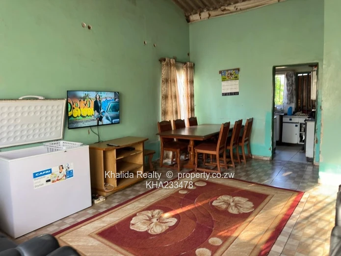 Orange Grove Property for Sale in Chinhoyi Argo-Residential  (Sole Mandate)