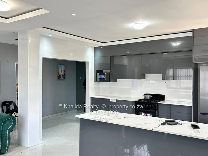 Investment Property for Sale – Bindura Near Ezekiel Guti University (Sole Mandate)