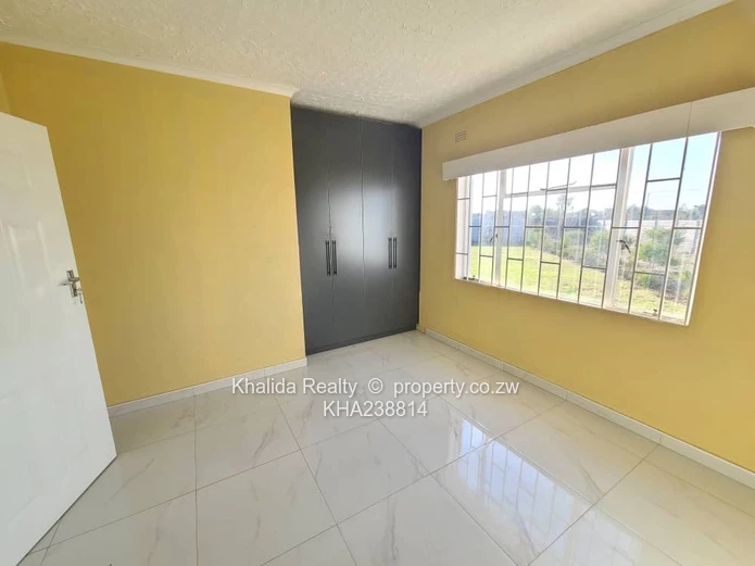 Norton Knowe phase 1 for rent