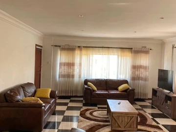 9 Bedroom House