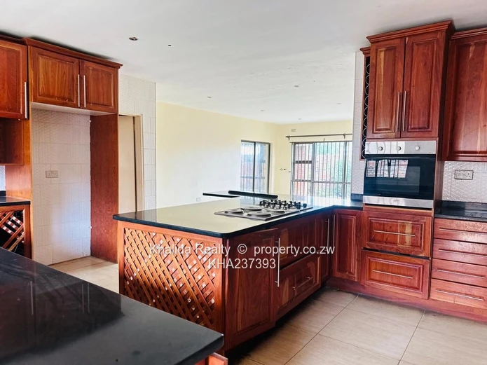 Fairview PROPERTY FOR SALE