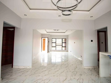 3 Bedroom Flat & Apartment