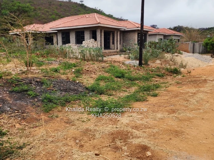 Mutare Weirmouth stands for sale