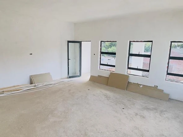 7 Bedroom House