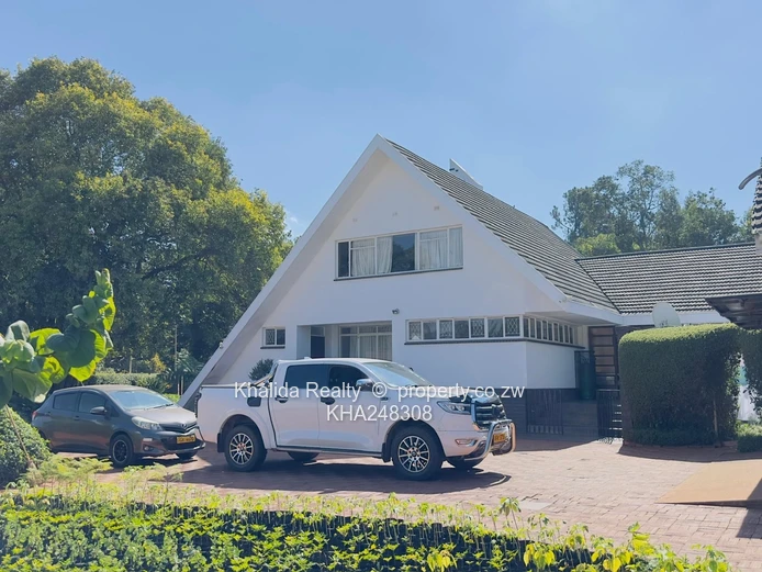 AVONDALE Executive Family Home | US$570k (Sole Mandate)