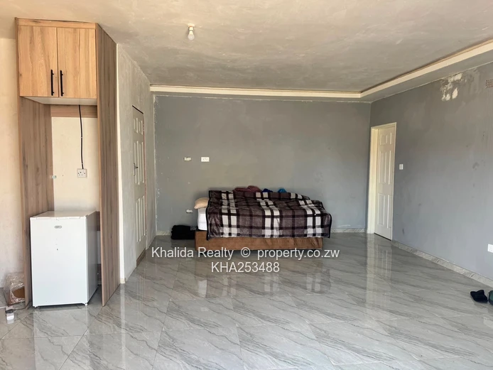 Pamvura Bluffhill Bedsitter for rent