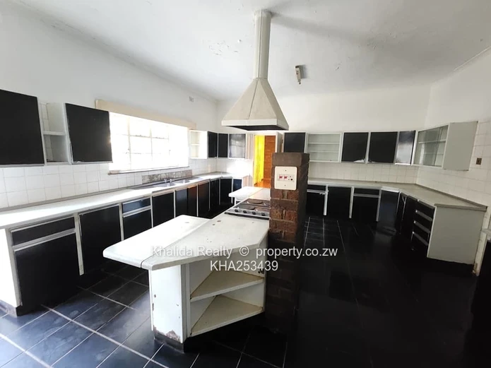 Marondera 4 bedroom house for rent. Location Wattel Grove