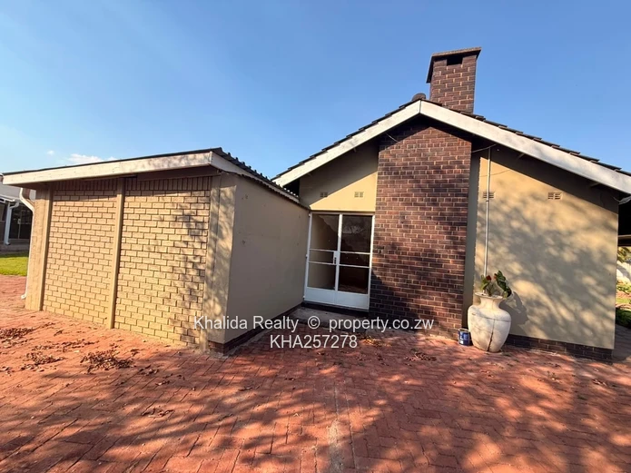 Eastlea Commercial property for rent 
