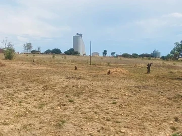 Commercial & Industrial Land