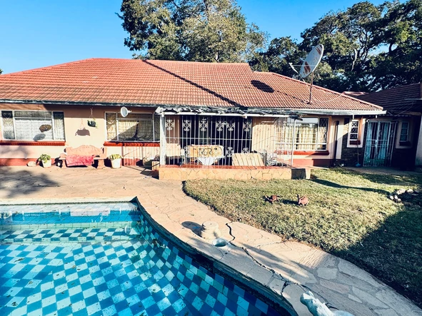 5 Bedroom House