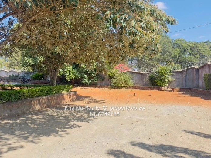 Philadelphia Subdivision Stand For Sale. Harare North